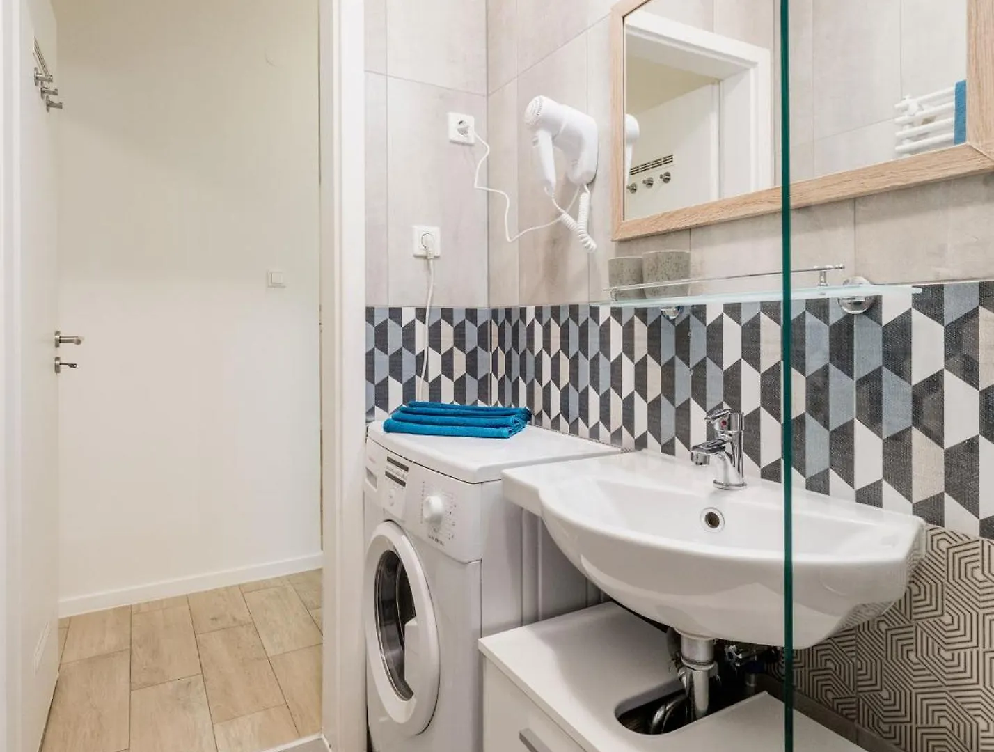 Valentin Apartment Budapest 0*,  Hungary